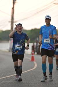 BIB: 6812, 6129
                            <button type="button" onclick="openModal(3263870)" class="btn btn-primary btn-sm float-right btn-popup" data-toggle="modal" data-target=".modal-high-quality">
                        <i class="fas fa-shopping-cart"></i> Add to Cart
                    </button>
                                            <button type="button" onclick="isThisMe(3263870, true)" class="btn btn-success btn-sm float-right btn-popup btn-isme hidden" data-toggle="tooltip" data-placement="bottom" title="นี่คือรูปของคุณใช่ไหม คลิกที่นี่เพื่อเอาเข้าอัลบั้ม">
                        <i class="fas fa-plus"></i> Add to album
                    </button>
                    <button type="button" onclick="isThisMe(3263870, false)" class="btn btn-warning btn-sm float-right btn-popup btn-isnotme hidden">
                        <i class="fas fa-ban"></i> Remove from album
                    </button>