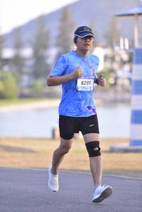 BIB: 6201
                            <button type="button" onclick="openModal(3101402)" class="btn btn-primary btn-sm float-right btn-popup" data-toggle="modal" data-target=".modal-high-quality">
                        <i class="fas fa-shopping-cart"></i> Add to Cart
                    </button>
                                            <button type="button" onclick="isThisMe(3101402, true)" class="btn btn-success btn-sm float-right btn-popup btn-isme hidden" data-toggle="tooltip" data-placement="bottom" title="นี่คือรูปของคุณใช่ไหม คลิกที่นี่เพื่อเอาเข้าอัลบั้ม">
                        <i class="fas fa-plus"></i> Add to album
                    </button>
                    <button type="button" onclick="isThisMe(3101402, false)" class="btn btn-warning btn-sm float-right btn-popup btn-isnotme hidden">
                        <i class="fas fa-ban"></i> Remove from album
                    </button>