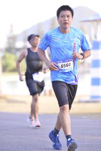 BIB: 6560
                            <button type="button" onclick="openModal(3103687)" class="btn btn-primary btn-sm float-right btn-popup" data-toggle="modal" data-target=".modal-high-quality">
                        <i class="fas fa-shopping-cart"></i> Add to Cart
                    </button>
                                            <button type="button" onclick="isThisMe(3103687, true)" class="btn btn-success btn-sm float-right btn-popup btn-isme hidden" data-toggle="tooltip" data-placement="bottom" title="นี่คือรูปของคุณใช่ไหม คลิกที่นี่เพื่อเอาเข้าอัลบั้ม">
                        <i class="fas fa-plus"></i> Add to album
                    </button>
                    <button type="button" onclick="isThisMe(3103687, false)" class="btn btn-warning btn-sm float-right btn-popup btn-isnotme hidden">
                        <i class="fas fa-ban"></i> Remove from album
                    </button>