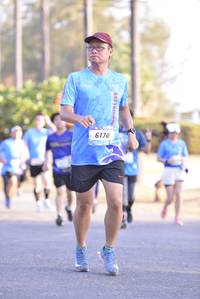 BIB: 6170
                            <button type="button" onclick="openModal(3107699)" class="btn btn-primary btn-sm float-right btn-popup" data-toggle="modal" data-target=".modal-high-quality">
                        <i class="fas fa-shopping-cart"></i> Add to Cart
                    </button>
                                            <button type="button" onclick="isThisMe(3107699, true)" class="btn btn-success btn-sm float-right btn-popup btn-isme hidden" data-toggle="tooltip" data-placement="bottom" title="นี่คือรูปของคุณใช่ไหม คลิกที่นี่เพื่อเอาเข้าอัลบั้ม">
                        <i class="fas fa-plus"></i> Add to album
                    </button>
                    <button type="button" onclick="isThisMe(3107699, false)" class="btn btn-warning btn-sm float-right btn-popup btn-isnotme hidden">
                        <i class="fas fa-ban"></i> Remove from album
                    </button>