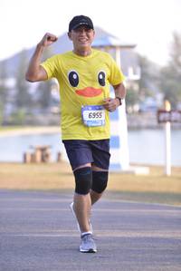 BIB: 6955
                            <button type="button" onclick="openModal(3107512)" class="btn btn-primary btn-sm float-right btn-popup" data-toggle="modal" data-target=".modal-high-quality">
                        <i class="fas fa-shopping-cart"></i> Add to Cart
                    </button>
                                            <button type="button" onclick="isThisMe(3107512, true)" class="btn btn-success btn-sm float-right btn-popup btn-isme hidden" data-toggle="tooltip" data-placement="bottom" title="นี่คือรูปของคุณใช่ไหม คลิกที่นี่เพื่อเอาเข้าอัลบั้ม">
                        <i class="fas fa-plus"></i> Add to album
                    </button>
                    <button type="button" onclick="isThisMe(3107512, false)" class="btn btn-warning btn-sm float-right btn-popup btn-isnotme hidden">
                        <i class="fas fa-ban"></i> Remove from album
                    </button>