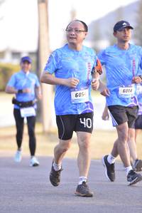 BIB: 605, 6014
                            <button type="button" onclick="openModal(3106911)" class="btn btn-primary btn-sm float-right btn-popup" data-toggle="modal" data-target=".modal-high-quality">
                        <i class="fas fa-shopping-cart"></i> Add to Cart
                    </button>
                                            <button type="button" onclick="isThisMe(3106911, true)" class="btn btn-success btn-sm float-right btn-popup btn-isme hidden" data-toggle="tooltip" data-placement="bottom" title="นี่คือรูปของคุณใช่ไหม คลิกที่นี่เพื่อเอาเข้าอัลบั้ม">
                        <i class="fas fa-plus"></i> Add to album
                    </button>
                    <button type="button" onclick="isThisMe(3106911, false)" class="btn btn-warning btn-sm float-right btn-popup btn-isnotme hidden">
                        <i class="fas fa-ban"></i> Remove from album
                    </button>