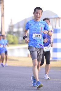 BIB: 6194
                            <button type="button" onclick="openModal(3103370)" class="btn btn-primary btn-sm float-right btn-popup" data-toggle="modal" data-target=".modal-high-quality">
                        <i class="fas fa-shopping-cart"></i> Add to Cart
                    </button>
                                            <button type="button" onclick="isThisMe(3103370, true)" class="btn btn-success btn-sm float-right btn-popup btn-isme hidden" data-toggle="tooltip" data-placement="bottom" title="นี่คือรูปของคุณใช่ไหม คลิกที่นี่เพื่อเอาเข้าอัลบั้ม">
                        <i class="fas fa-plus"></i> Add to album
                    </button>
                    <button type="button" onclick="isThisMe(3103370, false)" class="btn btn-warning btn-sm float-right btn-popup btn-isnotme hidden">
                        <i class="fas fa-ban"></i> Remove from album
                    </button>