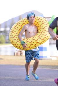 BIB: , 6795
                            <button type="button" onclick="openModal(3106632)" class="btn btn-primary btn-sm float-right btn-popup" data-toggle="modal" data-target=".modal-high-quality">
                        <i class="fas fa-shopping-cart"></i> Add to Cart
                    </button>
                                            <button type="button" onclick="isThisMe(3106632, true)" class="btn btn-success btn-sm float-right btn-popup btn-isme hidden" data-toggle="tooltip" data-placement="bottom" title="นี่คือรูปของคุณใช่ไหม คลิกที่นี่เพื่อเอาเข้าอัลบั้ม">
                        <i class="fas fa-plus"></i> Add to album
                    </button>
                    <button type="button" onclick="isThisMe(3106632, false)" class="btn btn-warning btn-sm float-right btn-popup btn-isnotme hidden">
                        <i class="fas fa-ban"></i> Remove from album
                    </button>