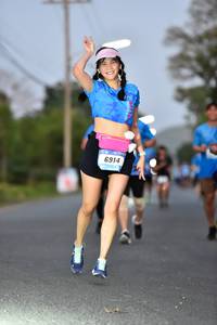 BIB: 6914
                            <button type="button" onclick="openModal(3302255)" class="btn btn-primary btn-sm float-right btn-popup" data-toggle="modal" data-target=".modal-high-quality">
                        <i class="fas fa-shopping-cart"></i> Add to Cart
                    </button>
                                            <button type="button" onclick="isThisMe(3302255, true)" class="btn btn-success btn-sm float-right btn-popup btn-isme hidden" data-toggle="tooltip" data-placement="bottom" title="นี่คือรูปของคุณใช่ไหม คลิกที่นี่เพื่อเอาเข้าอัลบั้ม">
                        <i class="fas fa-plus"></i> Add to album
                    </button>
                    <button type="button" onclick="isThisMe(3302255, false)" class="btn btn-warning btn-sm float-right btn-popup btn-isnotme hidden">
                        <i class="fas fa-ban"></i> Remove from album
                    </button>