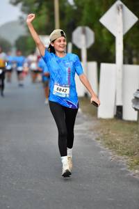 BIB: 6842
                            <button type="button" onclick="openModal(3301901)" class="btn btn-primary btn-sm float-right btn-popup" data-toggle="modal" data-target=".modal-high-quality">
                        <i class="fas fa-shopping-cart"></i> Add to Cart
                    </button>
                                            <button type="button" onclick="isThisMe(3301901, true)" class="btn btn-success btn-sm float-right btn-popup btn-isme hidden" data-toggle="tooltip" data-placement="bottom" title="นี่คือรูปของคุณใช่ไหม คลิกที่นี่เพื่อเอาเข้าอัลบั้ม">
                        <i class="fas fa-plus"></i> Add to album
                    </button>
                    <button type="button" onclick="isThisMe(3301901, false)" class="btn btn-warning btn-sm float-right btn-popup btn-isnotme hidden">
                        <i class="fas fa-ban"></i> Remove from album
                    </button>