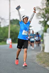 BIB: 6364
                            <button type="button" onclick="openModal(3300773)" class="btn btn-primary btn-sm float-right btn-popup" data-toggle="modal" data-target=".modal-high-quality">
                        <i class="fas fa-shopping-cart"></i> Add to Cart
                    </button>
                                            <button type="button" onclick="isThisMe(3300773, true)" class="btn btn-success btn-sm float-right btn-popup btn-isme hidden" data-toggle="tooltip" data-placement="bottom" title="นี่คือรูปของคุณใช่ไหม คลิกที่นี่เพื่อเอาเข้าอัลบั้ม">
                        <i class="fas fa-plus"></i> Add to album
                    </button>
                    <button type="button" onclick="isThisMe(3300773, false)" class="btn btn-warning btn-sm float-right btn-popup btn-isnotme hidden">
                        <i class="fas fa-ban"></i> Remove from album
                    </button>