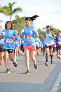 BIB: 9582, 9583, 341
                            <button type="button" onclick="openModal(3153678)" class="btn btn-primary btn-sm float-right btn-popup" data-toggle="modal" data-target=".modal-high-quality">
                        <i class="fas fa-shopping-cart"></i> Add to Cart
                    </button>
                                            <button type="button" onclick="isThisMe(3153678, true)" class="btn btn-success btn-sm float-right btn-popup btn-isme hidden" data-toggle="tooltip" data-placement="bottom" title="นี่คือรูปของคุณใช่ไหม คลิกที่นี่เพื่อเอาเข้าอัลบั้ม">
                        <i class="fas fa-plus"></i> Add to album
                    </button>
                    <button type="button" onclick="isThisMe(3153678, false)" class="btn btn-warning btn-sm float-right btn-popup btn-isnotme hidden">
                        <i class="fas fa-ban"></i> Remove from album
                    </button>