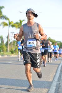 BIB: 6629
                            <button type="button" onclick="openModal(3132463)" class="btn btn-primary btn-sm float-right btn-popup" data-toggle="modal" data-target=".modal-high-quality">
                        <i class="fas fa-shopping-cart"></i> Add to Cart
                    </button>
                                            <button type="button" onclick="isThisMe(3132463, true)" class="btn btn-success btn-sm float-right btn-popup btn-isme hidden" data-toggle="tooltip" data-placement="bottom" title="นี่คือรูปของคุณใช่ไหม คลิกที่นี่เพื่อเอาเข้าอัลบั้ม">
                        <i class="fas fa-plus"></i> Add to album
                    </button>
                    <button type="button" onclick="isThisMe(3132463, false)" class="btn btn-warning btn-sm float-right btn-popup btn-isnotme hidden">
                        <i class="fas fa-ban"></i> Remove from album
                    </button>