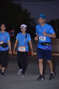 BIB: 6165, 9546
                            <button type="button" onclick="openModal(3205913)" class="btn btn-primary btn-sm float-right btn-popup" data-toggle="modal" data-target=".modal-high-quality">
                        <i class="fas fa-shopping-cart"></i> Add to Cart
                    </button>
                                            <button type="button" onclick="isThisMe(3205913, true)" class="btn btn-success btn-sm float-right btn-popup btn-isme hidden" data-toggle="tooltip" data-placement="bottom" title="นี่คือรูปของคุณใช่ไหม คลิกที่นี่เพื่อเอาเข้าอัลบั้ม">
                        <i class="fas fa-plus"></i> Add to album
                    </button>
                    <button type="button" onclick="isThisMe(3205913, false)" class="btn btn-warning btn-sm float-right btn-popup btn-isnotme hidden">
                        <i class="fas fa-ban"></i> Remove from album
                    </button>