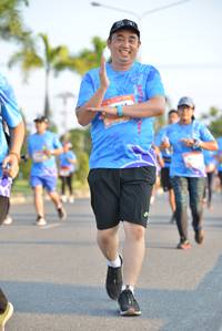 BIB: 
                            <button type="button" onclick="openModal(3163718)" class="btn btn-primary btn-sm float-right btn-popup" data-toggle="modal" data-target=".modal-high-quality">
                        <i class="fas fa-shopping-cart"></i> Add to Cart
                    </button>
                                            <button type="button" onclick="isThisMe(3163718, true)" class="btn btn-success btn-sm float-right btn-popup btn-isme hidden" data-toggle="tooltip" data-placement="bottom" title="นี่คือรูปของคุณใช่ไหม คลิกที่นี่เพื่อเอาเข้าอัลบั้ม">
                        <i class="fas fa-plus"></i> Add to album
                    </button>
                    <button type="button" onclick="isThisMe(3163718, false)" class="btn btn-warning btn-sm float-right btn-popup btn-isnotme hidden">
                        <i class="fas fa-ban"></i> Remove from album
                    </button>