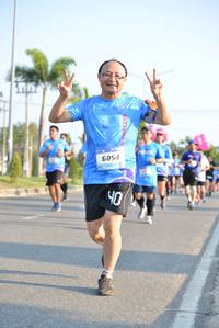 BIB: 6054
                            <button type="button" onclick="openModal(3134872)" class="btn btn-primary btn-sm float-right btn-popup" data-toggle="modal" data-target=".modal-high-quality">
                        <i class="fas fa-shopping-cart"></i> Add to Cart
                    </button>
                                            <button type="button" onclick="isThisMe(3134872, true)" class="btn btn-success btn-sm float-right btn-popup btn-isme hidden" data-toggle="tooltip" data-placement="bottom" title="นี่คือรูปของคุณใช่ไหม คลิกที่นี่เพื่อเอาเข้าอัลบั้ม">
                        <i class="fas fa-plus"></i> Add to album
                    </button>
                    <button type="button" onclick="isThisMe(3134872, false)" class="btn btn-warning btn-sm float-right btn-popup btn-isnotme hidden">
                        <i class="fas fa-ban"></i> Remove from album
                    </button>