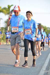 BIB: 8628, 8642
                            <button type="button" onclick="openModal(3165090)" class="btn btn-primary btn-sm float-right btn-popup" data-toggle="modal" data-target=".modal-high-quality">
                        <i class="fas fa-shopping-cart"></i> Add to Cart
                    </button>
                                            <button type="button" onclick="isThisMe(3165090, true)" class="btn btn-success btn-sm float-right btn-popup btn-isme hidden" data-toggle="tooltip" data-placement="bottom" title="นี่คือรูปของคุณใช่ไหม คลิกที่นี่เพื่อเอาเข้าอัลบั้ม">
                        <i class="fas fa-plus"></i> Add to album
                    </button>
                    <button type="button" onclick="isThisMe(3165090, false)" class="btn btn-warning btn-sm float-right btn-popup btn-isnotme hidden">
                        <i class="fas fa-ban"></i> Remove from album
                    </button>