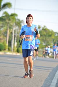 BIB: 8824
                            <button type="button" onclick="openModal(3147781)" class="btn btn-primary btn-sm float-right btn-popup" data-toggle="modal" data-target=".modal-high-quality">
                        <i class="fas fa-shopping-cart"></i> Add to Cart
                    </button>
                                            <button type="button" onclick="isThisMe(3147781, true)" class="btn btn-success btn-sm float-right btn-popup btn-isme hidden" data-toggle="tooltip" data-placement="bottom" title="นี่คือรูปของคุณใช่ไหม คลิกที่นี่เพื่อเอาเข้าอัลบั้ม">
                        <i class="fas fa-plus"></i> Add to album
                    </button>
                    <button type="button" onclick="isThisMe(3147781, false)" class="btn btn-warning btn-sm float-right btn-popup btn-isnotme hidden">
                        <i class="fas fa-ban"></i> Remove from album
                    </button>