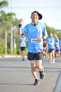 BIB: 6005
                            <button type="button" onclick="openModal(3131380)" class="btn btn-primary btn-sm float-right btn-popup" data-toggle="modal" data-target=".modal-high-quality">
                        <i class="fas fa-shopping-cart"></i> Add to Cart
                    </button>
                                            <button type="button" onclick="isThisMe(3131380, true)" class="btn btn-success btn-sm float-right btn-popup btn-isme hidden" data-toggle="tooltip" data-placement="bottom" title="นี่คือรูปของคุณใช่ไหม คลิกที่นี่เพื่อเอาเข้าอัลบั้ม">
                        <i class="fas fa-plus"></i> Add to album
                    </button>
                    <button type="button" onclick="isThisMe(3131380, false)" class="btn btn-warning btn-sm float-right btn-popup btn-isnotme hidden">
                        <i class="fas fa-ban"></i> Remove from album
                    </button>