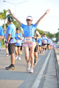 BIB: 8660
                            <button type="button" onclick="openModal(3152828)" class="btn btn-primary btn-sm float-right btn-popup" data-toggle="modal" data-target=".modal-high-quality">
                        <i class="fas fa-shopping-cart"></i> Add to Cart
                    </button>
                                            <button type="button" onclick="isThisMe(3152828, true)" class="btn btn-success btn-sm float-right btn-popup btn-isme hidden" data-toggle="tooltip" data-placement="bottom" title="นี่คือรูปของคุณใช่ไหม คลิกที่นี่เพื่อเอาเข้าอัลบั้ม">
                        <i class="fas fa-plus"></i> Add to album
                    </button>
                    <button type="button" onclick="isThisMe(3152828, false)" class="btn btn-warning btn-sm float-right btn-popup btn-isnotme hidden">
                        <i class="fas fa-ban"></i> Remove from album
                    </button>