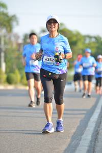 BIB: 6352
                            <button type="button" onclick="openModal(3145133)" class="btn btn-primary btn-sm float-right btn-popup" data-toggle="modal" data-target=".modal-high-quality">
                        <i class="fas fa-shopping-cart"></i> Add to Cart
                    </button>
                                            <button type="button" onclick="isThisMe(3145133, true)" class="btn btn-success btn-sm float-right btn-popup btn-isme hidden" data-toggle="tooltip" data-placement="bottom" title="นี่คือรูปของคุณใช่ไหม คลิกที่นี่เพื่อเอาเข้าอัลบั้ม">
                        <i class="fas fa-plus"></i> Add to album
                    </button>
                    <button type="button" onclick="isThisMe(3145133, false)" class="btn btn-warning btn-sm float-right btn-popup btn-isnotme hidden">
                        <i class="fas fa-ban"></i> Remove from album
                    </button>