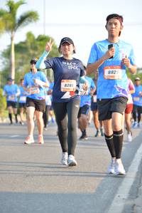 BIB: 8829, 828
                            <button type="button" onclick="openModal(3150471)" class="btn btn-primary btn-sm float-right btn-popup" data-toggle="modal" data-target=".modal-high-quality">
                        <i class="fas fa-shopping-cart"></i> Add to Cart
                    </button>
                                            <button type="button" onclick="isThisMe(3150471, true)" class="btn btn-success btn-sm float-right btn-popup btn-isme hidden" data-toggle="tooltip" data-placement="bottom" title="นี่คือรูปของคุณใช่ไหม คลิกที่นี่เพื่อเอาเข้าอัลบั้ม">
                        <i class="fas fa-plus"></i> Add to album
                    </button>
                    <button type="button" onclick="isThisMe(3150471, false)" class="btn btn-warning btn-sm float-right btn-popup btn-isnotme hidden">
                        <i class="fas fa-ban"></i> Remove from album
                    </button>