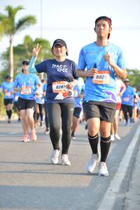 BIB: 8829, 828
                            <button type="button" onclick="openModal(3150506)" class="btn btn-primary btn-sm float-right btn-popup" data-toggle="modal" data-target=".modal-high-quality">
                        <i class="fas fa-shopping-cart"></i> Add to Cart
                    </button>
                                            <button type="button" onclick="isThisMe(3150506, true)" class="btn btn-success btn-sm float-right btn-popup btn-isme hidden" data-toggle="tooltip" data-placement="bottom" title="นี่คือรูปของคุณใช่ไหม คลิกที่นี่เพื่อเอาเข้าอัลบั้ม">
                        <i class="fas fa-plus"></i> Add to album
                    </button>
                    <button type="button" onclick="isThisMe(3150506, false)" class="btn btn-warning btn-sm float-right btn-popup btn-isnotme hidden">
                        <i class="fas fa-ban"></i> Remove from album
                    </button>