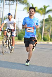 BIB: 8299
                            <button type="button" onclick="openModal(3146164)" class="btn btn-primary btn-sm float-right btn-popup" data-toggle="modal" data-target=".modal-high-quality">
                        <i class="fas fa-shopping-cart"></i> Add to Cart
                    </button>
                                            <button type="button" onclick="isThisMe(3146164, true)" class="btn btn-success btn-sm float-right btn-popup btn-isme hidden" data-toggle="tooltip" data-placement="bottom" title="นี่คือรูปของคุณใช่ไหม คลิกที่นี่เพื่อเอาเข้าอัลบั้ม">
                        <i class="fas fa-plus"></i> Add to album
                    </button>
                    <button type="button" onclick="isThisMe(3146164, false)" class="btn btn-warning btn-sm float-right btn-popup btn-isnotme hidden">
                        <i class="fas fa-ban"></i> Remove from album
                    </button>