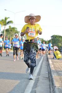 BIB: 8957
                            <button type="button" onclick="openModal(3151868)" class="btn btn-primary btn-sm float-right btn-popup" data-toggle="modal" data-target=".modal-high-quality">
                        <i class="fas fa-shopping-cart"></i> Add to Cart
                    </button>
                                            <button type="button" onclick="isThisMe(3151868, true)" class="btn btn-success btn-sm float-right btn-popup btn-isme hidden" data-toggle="tooltip" data-placement="bottom" title="นี่คือรูปของคุณใช่ไหม คลิกที่นี่เพื่อเอาเข้าอัลบั้ม">
                        <i class="fas fa-plus"></i> Add to album
                    </button>
                    <button type="button" onclick="isThisMe(3151868, false)" class="btn btn-warning btn-sm float-right btn-popup btn-isnotme hidden">
                        <i class="fas fa-ban"></i> Remove from album
                    </button>