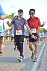 BIB: 8044, 9042, 
                            <button type="button" onclick="openModal(3152991)" class="btn btn-primary btn-sm float-right btn-popup" data-toggle="modal" data-target=".modal-high-quality">
                        <i class="fas fa-shopping-cart"></i> Add to Cart
                    </button>
                                            <button type="button" onclick="isThisMe(3152991, true)" class="btn btn-success btn-sm float-right btn-popup btn-isme hidden" data-toggle="tooltip" data-placement="bottom" title="นี่คือรูปของคุณใช่ไหม คลิกที่นี่เพื่อเอาเข้าอัลบั้ม">
                        <i class="fas fa-plus"></i> Add to album
                    </button>
                    <button type="button" onclick="isThisMe(3152991, false)" class="btn btn-warning btn-sm float-right btn-popup btn-isnotme hidden">
                        <i class="fas fa-ban"></i> Remove from album
                    </button>