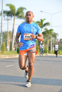 BIB: 898
                            <button type="button" onclick="openModal(3146995)" class="btn btn-primary btn-sm float-right btn-popup" data-toggle="modal" data-target=".modal-high-quality">
                        <i class="fas fa-shopping-cart"></i> Add to Cart
                    </button>
                                            <button type="button" onclick="isThisMe(3146995, true)" class="btn btn-success btn-sm float-right btn-popup btn-isme hidden" data-toggle="tooltip" data-placement="bottom" title="นี่คือรูปของคุณใช่ไหม คลิกที่นี่เพื่อเอาเข้าอัลบั้ม">
                        <i class="fas fa-plus"></i> Add to album
                    </button>
                    <button type="button" onclick="isThisMe(3146995, false)" class="btn btn-warning btn-sm float-right btn-popup btn-isnotme hidden">
                        <i class="fas fa-ban"></i> Remove from album
                    </button>