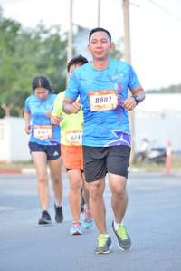 BIB: 8887, 147, 824
                            <button type="button" onclick="openModal(3181408)" class="btn btn-primary btn-sm float-right btn-popup" data-toggle="modal" data-target=".modal-high-quality">
                        <i class="fas fa-shopping-cart"></i> Add to Cart
                    </button>
                                            <button type="button" onclick="isThisMe(3181408, true)" class="btn btn-success btn-sm float-right btn-popup btn-isme hidden" data-toggle="tooltip" data-placement="bottom" title="นี่คือรูปของคุณใช่ไหม คลิกที่นี่เพื่อเอาเข้าอัลบั้ม">
                        <i class="fas fa-plus"></i> Add to album
                    </button>
                    <button type="button" onclick="isThisMe(3181408, false)" class="btn btn-warning btn-sm float-right btn-popup btn-isnotme hidden">
                        <i class="fas fa-ban"></i> Remove from album
                    </button>