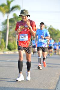 BIB: 8401
                            <button type="button" onclick="openModal(3130938)" class="btn btn-primary btn-sm float-right btn-popup" data-toggle="modal" data-target=".modal-high-quality">
                        <i class="fas fa-shopping-cart"></i> Add to Cart
                    </button>
                                            <button type="button" onclick="isThisMe(3130938, true)" class="btn btn-success btn-sm float-right btn-popup btn-isme hidden" data-toggle="tooltip" data-placement="bottom" title="นี่คือรูปของคุณใช่ไหม คลิกที่นี่เพื่อเอาเข้าอัลบั้ม">
                        <i class="fas fa-plus"></i> Add to album
                    </button>
                    <button type="button" onclick="isThisMe(3130938, false)" class="btn btn-warning btn-sm float-right btn-popup btn-isnotme hidden">
                        <i class="fas fa-ban"></i> Remove from album
                    </button>