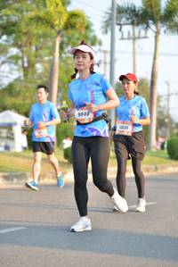 BIB: 904, 030
                            <button type="button" onclick="openModal(3165402)" class="btn btn-primary btn-sm float-right btn-popup" data-toggle="modal" data-target=".modal-high-quality">
                        <i class="fas fa-shopping-cart"></i> Add to Cart
                    </button>
                                            <button type="button" onclick="isThisMe(3165402, true)" class="btn btn-success btn-sm float-right btn-popup btn-isme hidden" data-toggle="tooltip" data-placement="bottom" title="นี่คือรูปของคุณใช่ไหม คลิกที่นี่เพื่อเอาเข้าอัลบั้ม">
                        <i class="fas fa-plus"></i> Add to album
                    </button>
                    <button type="button" onclick="isThisMe(3165402, false)" class="btn btn-warning btn-sm float-right btn-popup btn-isnotme hidden">
                        <i class="fas fa-ban"></i> Remove from album
                    </button>