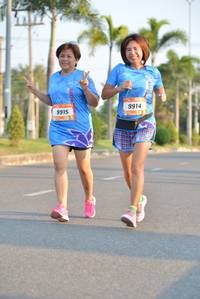 BIB: 9914
                            <button type="button" onclick="openModal(3167386)" class="btn btn-primary btn-sm float-right btn-popup" data-toggle="modal" data-target=".modal-high-quality">
                        <i class="fas fa-shopping-cart"></i> Add to Cart
                    </button>
                                            <button type="button" onclick="isThisMe(3167386, true)" class="btn btn-success btn-sm float-right btn-popup btn-isme hidden" data-toggle="tooltip" data-placement="bottom" title="นี่คือรูปของคุณใช่ไหม คลิกที่นี่เพื่อเอาเข้าอัลบั้ม">
                        <i class="fas fa-plus"></i> Add to album
                    </button>
                    <button type="button" onclick="isThisMe(3167386, false)" class="btn btn-warning btn-sm float-right btn-popup btn-isnotme hidden">
                        <i class="fas fa-ban"></i> Remove from album
                    </button>