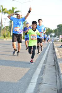 BIB: 8629, 8229
                            <button type="button" onclick="openModal(3148720)" class="btn btn-primary btn-sm float-right btn-popup" data-toggle="modal" data-target=".modal-high-quality">
                        <i class="fas fa-shopping-cart"></i> Add to Cart
                    </button>
                                            <button type="button" onclick="isThisMe(3148720, true)" class="btn btn-success btn-sm float-right btn-popup btn-isme hidden" data-toggle="tooltip" data-placement="bottom" title="นี่คือรูปของคุณใช่ไหม คลิกที่นี่เพื่อเอาเข้าอัลบั้ม">
                        <i class="fas fa-plus"></i> Add to album
                    </button>
                    <button type="button" onclick="isThisMe(3148720, false)" class="btn btn-warning btn-sm float-right btn-popup btn-isnotme hidden">
                        <i class="fas fa-ban"></i> Remove from album
                    </button>