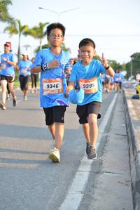 BIB: 9346, 9395, 
                            <button type="button" onclick="openModal(3164919)" class="btn btn-primary btn-sm float-right btn-popup" data-toggle="modal" data-target=".modal-high-quality">
                        <i class="fas fa-shopping-cart"></i> Add to Cart
                    </button>
                                            <button type="button" onclick="isThisMe(3164919, true)" class="btn btn-success btn-sm float-right btn-popup btn-isme hidden" data-toggle="tooltip" data-placement="bottom" title="นี่คือรูปของคุณใช่ไหม คลิกที่นี่เพื่อเอาเข้าอัลบั้ม">
                        <i class="fas fa-plus"></i> Add to album
                    </button>
                    <button type="button" onclick="isThisMe(3164919, false)" class="btn btn-warning btn-sm float-right btn-popup btn-isnotme hidden">
                        <i class="fas fa-ban"></i> Remove from album
                    </button>