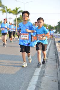 BIB: 9346
                            <button type="button" onclick="openModal(3164912)" class="btn btn-primary btn-sm float-right btn-popup" data-toggle="modal" data-target=".modal-high-quality">
                        <i class="fas fa-shopping-cart"></i> Add to Cart
                    </button>
                                            <button type="button" onclick="isThisMe(3164912, true)" class="btn btn-success btn-sm float-right btn-popup btn-isme hidden" data-toggle="tooltip" data-placement="bottom" title="นี่คือรูปของคุณใช่ไหม คลิกที่นี่เพื่อเอาเข้าอัลบั้ม">
                        <i class="fas fa-plus"></i> Add to album
                    </button>
                    <button type="button" onclick="isThisMe(3164912, false)" class="btn btn-warning btn-sm float-right btn-popup btn-isnotme hidden">
                        <i class="fas fa-ban"></i> Remove from album
                    </button>