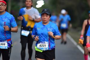 BIB: 308, 6221
                            <button type="button" onclick="openModal(3459686)" class="btn btn-primary btn-sm float-right btn-popup" data-toggle="modal" data-target=".modal-high-quality">
                        <i class="fas fa-shopping-cart"></i> Add to Cart
                    </button>
                                            <button type="button" onclick="isThisMe(3459686, true)" class="btn btn-success btn-sm float-right btn-popup btn-isme hidden" data-toggle="tooltip" data-placement="bottom" title="นี่คือรูปของคุณใช่ไหม คลิกที่นี่เพื่อเอาเข้าอัลบั้ม">
                        <i class="fas fa-plus"></i> Add to album
                    </button>
                    <button type="button" onclick="isThisMe(3459686, false)" class="btn btn-warning btn-sm float-right btn-popup btn-isnotme hidden">
                        <i class="fas fa-ban"></i> Remove from album
                    </button>