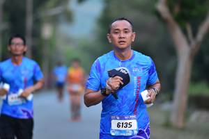 BIB: 6135
                            <button type="button" onclick="openModal(3457240)" class="btn btn-primary btn-sm float-right btn-popup" data-toggle="modal" data-target=".modal-high-quality">
                        <i class="fas fa-shopping-cart"></i> Add to Cart
                    </button>
                                            <button type="button" onclick="isThisMe(3457240, true)" class="btn btn-success btn-sm float-right btn-popup btn-isme hidden" data-toggle="tooltip" data-placement="bottom" title="นี่คือรูปของคุณใช่ไหม คลิกที่นี่เพื่อเอาเข้าอัลบั้ม">
                        <i class="fas fa-plus"></i> Add to album
                    </button>
                    <button type="button" onclick="isThisMe(3457240, false)" class="btn btn-warning btn-sm float-right btn-popup btn-isnotme hidden">
                        <i class="fas fa-ban"></i> Remove from album
                    </button>