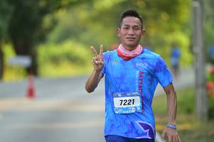 BIB: 7221
                            <button type="button" onclick="openModal(3408318)" class="btn btn-primary btn-sm float-right btn-popup" data-toggle="modal" data-target=".modal-high-quality">
                        <i class="fas fa-shopping-cart"></i> Add to Cart
                    </button>
                                            <button type="button" onclick="isThisMe(3408318, true)" class="btn btn-success btn-sm float-right btn-popup btn-isme hidden" data-toggle="tooltip" data-placement="bottom" title="นี่คือรูปของคุณใช่ไหม คลิกที่นี่เพื่อเอาเข้าอัลบั้ม">
                        <i class="fas fa-plus"></i> Add to album
                    </button>
                    <button type="button" onclick="isThisMe(3408318, false)" class="btn btn-warning btn-sm float-right btn-popup btn-isnotme hidden">
                        <i class="fas fa-ban"></i> Remove from album
                    </button>