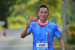 BIB: 7221
                            <button type="button" onclick="openModal(3408344)" class="btn btn-primary btn-sm float-right btn-popup" data-toggle="modal" data-target=".modal-high-quality">
                        <i class="fas fa-shopping-cart"></i> Add to Cart
                    </button>
                                            <button type="button" onclick="isThisMe(3408344, true)" class="btn btn-success btn-sm float-right btn-popup btn-isme hidden" data-toggle="tooltip" data-placement="bottom" title="นี่คือรูปของคุณใช่ไหม คลิกที่นี่เพื่อเอาเข้าอัลบั้ม">
                        <i class="fas fa-plus"></i> Add to album
                    </button>
                    <button type="button" onclick="isThisMe(3408344, false)" class="btn btn-warning btn-sm float-right btn-popup btn-isnotme hidden">
                        <i class="fas fa-ban"></i> Remove from album
                    </button>