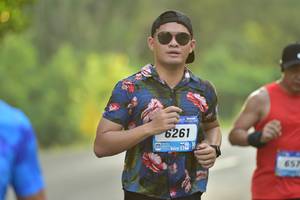 BIB: 657
                            <button type="button" onclick="openModal(3409598)" class="btn btn-primary btn-sm float-right btn-popup" data-toggle="modal" data-target=".modal-high-quality">
                        <i class="fas fa-shopping-cart"></i> Add to Cart
                    </button>
                                            <button type="button" onclick="isThisMe(3409598, true)" class="btn btn-success btn-sm float-right btn-popup btn-isme hidden" data-toggle="tooltip" data-placement="bottom" title="นี่คือรูปของคุณใช่ไหม คลิกที่นี่เพื่อเอาเข้าอัลบั้ม">
                        <i class="fas fa-plus"></i> Add to album
                    </button>
                    <button type="button" onclick="isThisMe(3409598, false)" class="btn btn-warning btn-sm float-right btn-popup btn-isnotme hidden">
                        <i class="fas fa-ban"></i> Remove from album
                    </button>