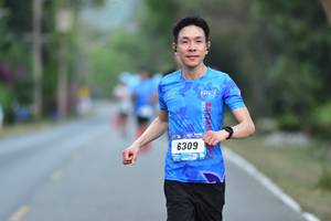 BIB: 6309
                            <button type="button" onclick="openModal(3450627)" class="btn btn-primary btn-sm float-right btn-popup" data-toggle="modal" data-target=".modal-high-quality">
                        <i class="fas fa-shopping-cart"></i> Add to Cart
                    </button>
                                            <button type="button" onclick="isThisMe(3450627, true)" class="btn btn-success btn-sm float-right btn-popup btn-isme hidden" data-toggle="tooltip" data-placement="bottom" title="นี่คือรูปของคุณใช่ไหม คลิกที่นี่เพื่อเอาเข้าอัลบั้ม">
                        <i class="fas fa-plus"></i> Add to album
                    </button>
                    <button type="button" onclick="isThisMe(3450627, false)" class="btn btn-warning btn-sm float-right btn-popup btn-isnotme hidden">
                        <i class="fas fa-ban"></i> Remove from album
                    </button>