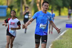 BIB: 6084
                            <button type="button" onclick="openModal(3406630)" class="btn btn-primary btn-sm float-right btn-popup" data-toggle="modal" data-target=".modal-high-quality">
                        <i class="fas fa-shopping-cart"></i> Add to Cart
                    </button>
                                            <button type="button" onclick="isThisMe(3406630, true)" class="btn btn-success btn-sm float-right btn-popup btn-isme hidden" data-toggle="tooltip" data-placement="bottom" title="นี่คือรูปของคุณใช่ไหม คลิกที่นี่เพื่อเอาเข้าอัลบั้ม">
                        <i class="fas fa-plus"></i> Add to album
                    </button>
                    <button type="button" onclick="isThisMe(3406630, false)" class="btn btn-warning btn-sm float-right btn-popup btn-isnotme hidden">
                        <i class="fas fa-ban"></i> Remove from album
                    </button>