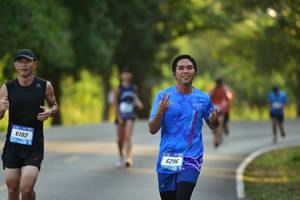 BIB: 6102, 6296
                            <button type="button" onclick="openModal(3407969)" class="btn btn-primary btn-sm float-right btn-popup" data-toggle="modal" data-target=".modal-high-quality">
                        <i class="fas fa-shopping-cart"></i> Add to Cart
                    </button>
                                            <button type="button" onclick="isThisMe(3407969, true)" class="btn btn-success btn-sm float-right btn-popup btn-isme hidden" data-toggle="tooltip" data-placement="bottom" title="นี่คือรูปของคุณใช่ไหม คลิกที่นี่เพื่อเอาเข้าอัลบั้ม">
                        <i class="fas fa-plus"></i> Add to album
                    </button>
                    <button type="button" onclick="isThisMe(3407969, false)" class="btn btn-warning btn-sm float-right btn-popup btn-isnotme hidden">
                        <i class="fas fa-ban"></i> Remove from album
                    </button>