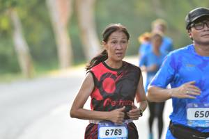 BIB: 650, 6769
                            <button type="button" onclick="openModal(3409852)" class="btn btn-primary btn-sm float-right btn-popup" data-toggle="modal" data-target=".modal-high-quality">
                        <i class="fas fa-shopping-cart"></i> Add to Cart
                    </button>
                                            <button type="button" onclick="isThisMe(3409852, true)" class="btn btn-success btn-sm float-right btn-popup btn-isme hidden" data-toggle="tooltip" data-placement="bottom" title="นี่คือรูปของคุณใช่ไหม คลิกที่นี่เพื่อเอาเข้าอัลบั้ม">
                        <i class="fas fa-plus"></i> Add to album
                    </button>
                    <button type="button" onclick="isThisMe(3409852, false)" class="btn btn-warning btn-sm float-right btn-popup btn-isnotme hidden">
                        <i class="fas fa-ban"></i> Remove from album
                    </button>