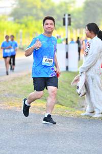 BIB: 6386
                            <button type="button" onclick="openModal(3099472)" class="btn btn-primary btn-sm float-right btn-popup" data-toggle="modal" data-target=".modal-high-quality">
                        <i class="fas fa-shopping-cart"></i> Add to Cart
                    </button>
                                            <button type="button" onclick="isThisMe(3099472, true)" class="btn btn-success btn-sm float-right btn-popup btn-isme hidden" data-toggle="tooltip" data-placement="bottom" title="นี่คือรูปของคุณใช่ไหม คลิกที่นี่เพื่อเอาเข้าอัลบั้ม">
                        <i class="fas fa-plus"></i> Add to album
                    </button>
                    <button type="button" onclick="isThisMe(3099472, false)" class="btn btn-warning btn-sm float-right btn-popup btn-isnotme hidden">
                        <i class="fas fa-ban"></i> Remove from album
                    </button>