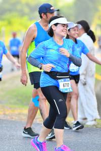 BIB: 6712
                            <button type="button" onclick="openModal(3098333)" class="btn btn-primary btn-sm float-right btn-popup" data-toggle="modal" data-target=".modal-high-quality">
                        <i class="fas fa-shopping-cart"></i> Add to Cart
                    </button>
                                            <button type="button" onclick="isThisMe(3098333, true)" class="btn btn-success btn-sm float-right btn-popup btn-isme hidden" data-toggle="tooltip" data-placement="bottom" title="นี่คือรูปของคุณใช่ไหม คลิกที่นี่เพื่อเอาเข้าอัลบั้ม">
                        <i class="fas fa-plus"></i> Add to album
                    </button>
                    <button type="button" onclick="isThisMe(3098333, false)" class="btn btn-warning btn-sm float-right btn-popup btn-isnotme hidden">
                        <i class="fas fa-ban"></i> Remove from album
                    </button>