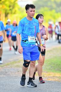 BIB: 7205
                            <button type="button" onclick="openModal(3092478)" class="btn btn-primary btn-sm float-right btn-popup" data-toggle="modal" data-target=".modal-high-quality">
                        <i class="fas fa-shopping-cart"></i> Add to Cart
                    </button>
                                            <button type="button" onclick="isThisMe(3092478, true)" class="btn btn-success btn-sm float-right btn-popup btn-isme hidden" data-toggle="tooltip" data-placement="bottom" title="นี่คือรูปของคุณใช่ไหม คลิกที่นี่เพื่อเอาเข้าอัลบั้ม">
                        <i class="fas fa-plus"></i> Add to album
                    </button>
                    <button type="button" onclick="isThisMe(3092478, false)" class="btn btn-warning btn-sm float-right btn-popup btn-isnotme hidden">
                        <i class="fas fa-ban"></i> Remove from album
                    </button>