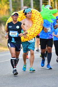 BIB: 6441, 195
                            <button type="button" onclick="openModal(3088744)" class="btn btn-primary btn-sm float-right btn-popup" data-toggle="modal" data-target=".modal-high-quality">
                        <i class="fas fa-shopping-cart"></i> Add to Cart
                    </button>
                                            <button type="button" onclick="isThisMe(3088744, true)" class="btn btn-success btn-sm float-right btn-popup btn-isme hidden" data-toggle="tooltip" data-placement="bottom" title="นี่คือรูปของคุณใช่ไหม คลิกที่นี่เพื่อเอาเข้าอัลบั้ม">
                        <i class="fas fa-plus"></i> Add to album
                    </button>
                    <button type="button" onclick="isThisMe(3088744, false)" class="btn btn-warning btn-sm float-right btn-popup btn-isnotme hidden">
                        <i class="fas fa-ban"></i> Remove from album
                    </button>