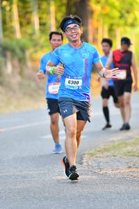 BIB: 6300
                            <button type="button" onclick="openModal(3090332)" class="btn btn-primary btn-sm float-right btn-popup" data-toggle="modal" data-target=".modal-high-quality">
                        <i class="fas fa-shopping-cart"></i> Add to Cart
                    </button>
                                            <button type="button" onclick="isThisMe(3090332, true)" class="btn btn-success btn-sm float-right btn-popup btn-isme hidden" data-toggle="tooltip" data-placement="bottom" title="นี่คือรูปของคุณใช่ไหม คลิกที่นี่เพื่อเอาเข้าอัลบั้ม">
                        <i class="fas fa-plus"></i> Add to album
                    </button>
                    <button type="button" onclick="isThisMe(3090332, false)" class="btn btn-warning btn-sm float-right btn-popup btn-isnotme hidden">
                        <i class="fas fa-ban"></i> Remove from album
                    </button>