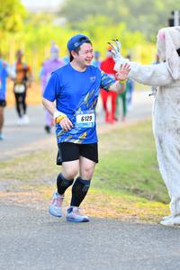 BIB: 6129
                            <button type="button" onclick="openModal(3088974)" class="btn btn-primary btn-sm float-right btn-popup" data-toggle="modal" data-target=".modal-high-quality">
                        <i class="fas fa-shopping-cart"></i> Add to Cart
                    </button>
                                            <button type="button" onclick="isThisMe(3088974, true)" class="btn btn-success btn-sm float-right btn-popup btn-isme hidden" data-toggle="tooltip" data-placement="bottom" title="นี่คือรูปของคุณใช่ไหม คลิกที่นี่เพื่อเอาเข้าอัลบั้ม">
                        <i class="fas fa-plus"></i> Add to album
                    </button>
                    <button type="button" onclick="isThisMe(3088974, false)" class="btn btn-warning btn-sm float-right btn-popup btn-isnotme hidden">
                        <i class="fas fa-ban"></i> Remove from album
                    </button>