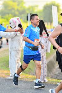 BIB: 
                            <button type="button" onclick="openModal(3096520)" class="btn btn-primary btn-sm float-right btn-popup" data-toggle="modal" data-target=".modal-high-quality">
                        <i class="fas fa-shopping-cart"></i> Add to Cart
                    </button>
                                            <button type="button" onclick="isThisMe(3096520, true)" class="btn btn-success btn-sm float-right btn-popup btn-isme hidden" data-toggle="tooltip" data-placement="bottom" title="นี่คือรูปของคุณใช่ไหม คลิกที่นี่เพื่อเอาเข้าอัลบั้ม">
                        <i class="fas fa-plus"></i> Add to album
                    </button>
                    <button type="button" onclick="isThisMe(3096520, false)" class="btn btn-warning btn-sm float-right btn-popup btn-isnotme hidden">
                        <i class="fas fa-ban"></i> Remove from album
                    </button>